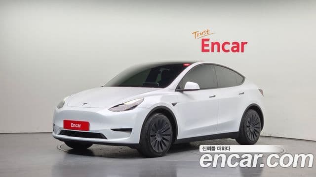 Tesla модель Y, 2024 1