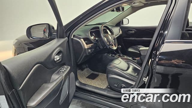 Jeep Cherokee(KL) 2.4 Longitude AWD, 2017 10