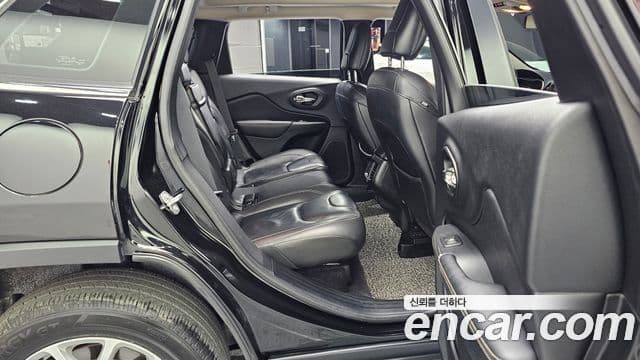 Jeep Cherokee(KL) 2.4 Longitude AWD, 2017 12