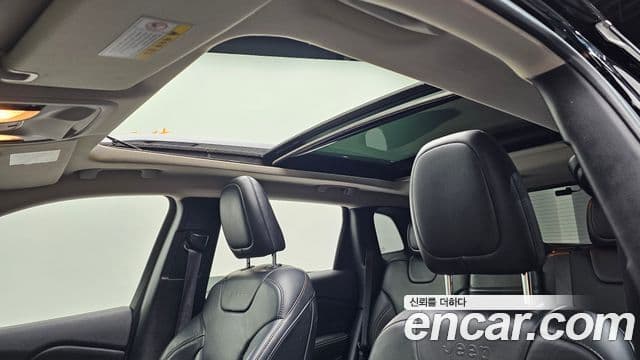 Jeep Cherokee(KL) 2.4 Longitude AWD, 2017 19