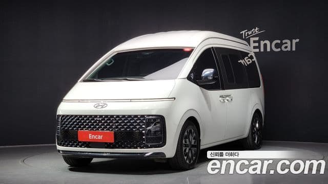 Hyundai Staria лимузин, 2022 1
