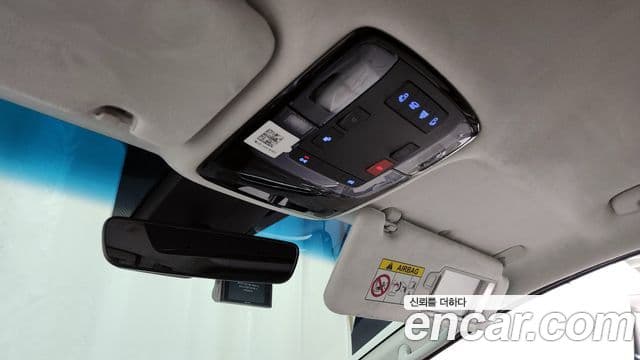 Hyundai Staria лимузин, 2022 17