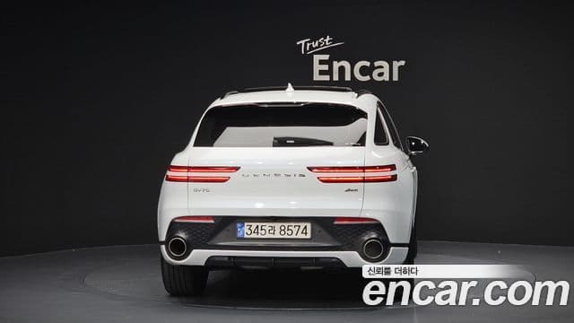 Genesis GV70, 2024 4