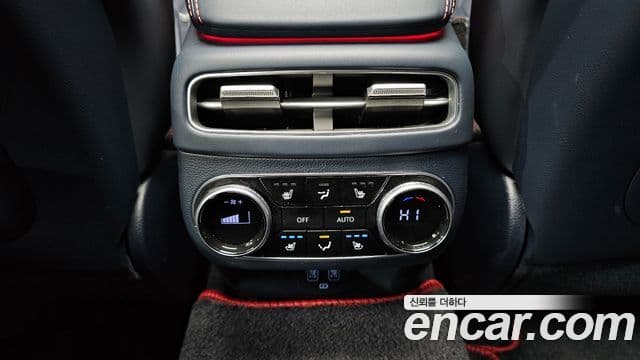 Genesis GV70, 2024 17