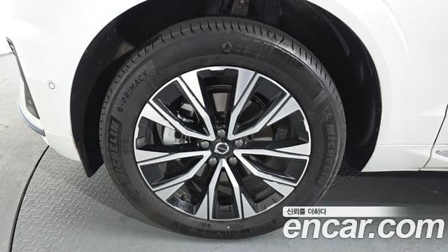 Volvo XC60 2세대 B5 Ultra Bright, 2025 все фото