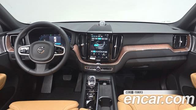 Volvo XC60 2세대 B5 Ultra Bright, 2025 7