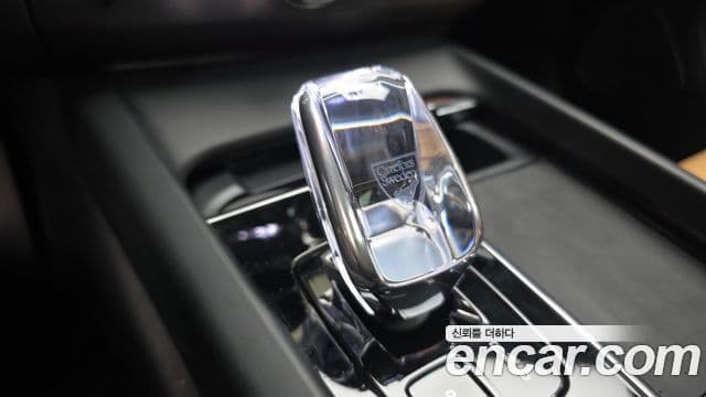 Volvo XC60 2세대 B5 Ultra Bright, 2025 9