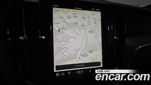 Volvo XC60 2세대 B5 Ultra Bright, 2025 14