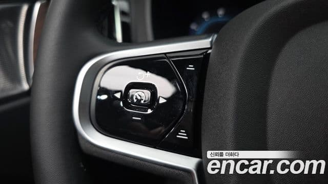 Volvo XC60 2세대 B5 Ultra Bright, 2025 17