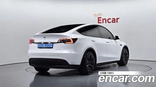 Tesla модель Y Long Range AWD, 2022 2