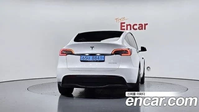 Tesla модель Y Long Range AWD, 2022 4