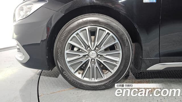 Hyundai Grandeur IG гибрид Special, 2019 все фото