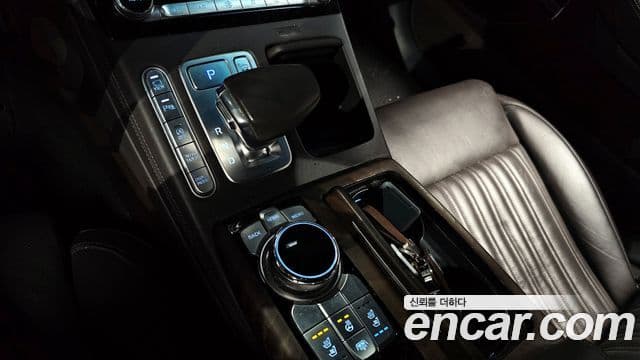 Genesis G90 Luxury, 2021 9