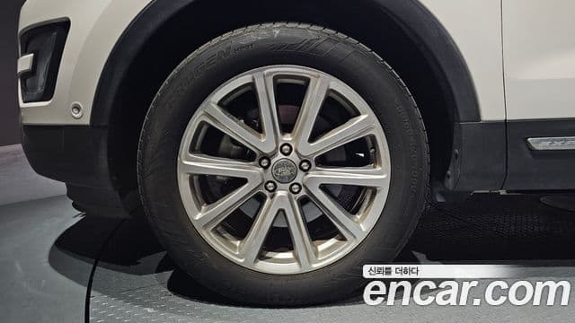 Ford Explorer 5세대, 2016 все фото