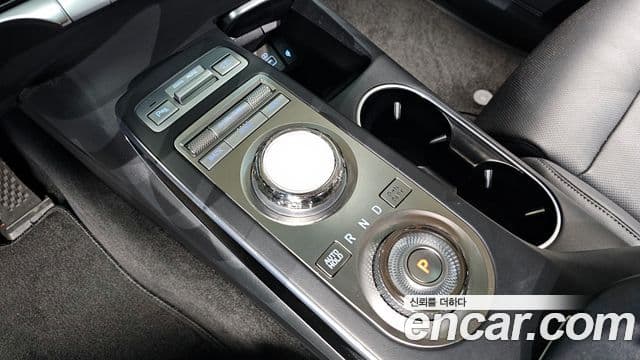 Genesis GV70, 2021 9