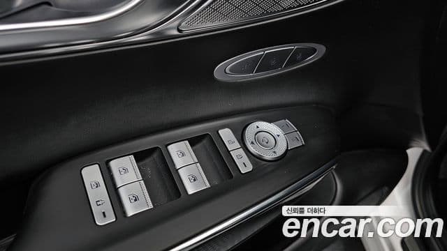 Genesis GV70, 2021 12