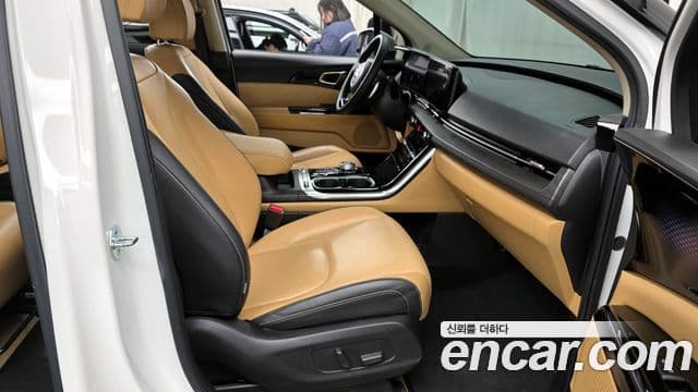 Kia Carnival 4세대 Signature, 2021 11