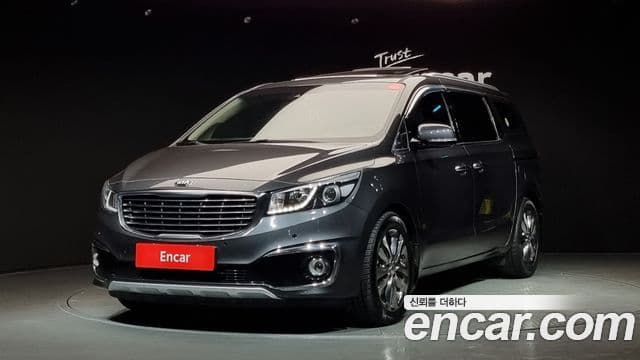 Kia All New Carnival Prestige, 2018 1