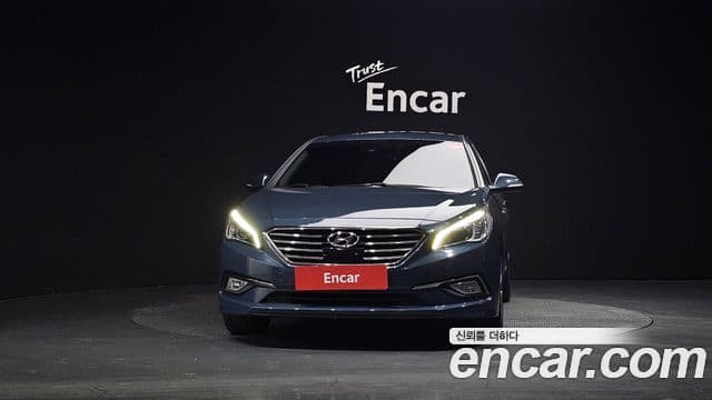 Hyundai LF Sonata Special, 2016 3