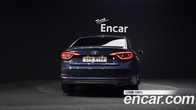 Hyundai LF Sonata Special, 2016 4