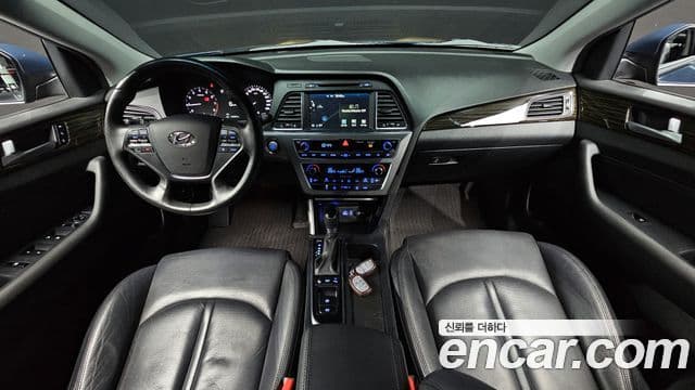 Hyundai LF Sonata Special, 2016 7