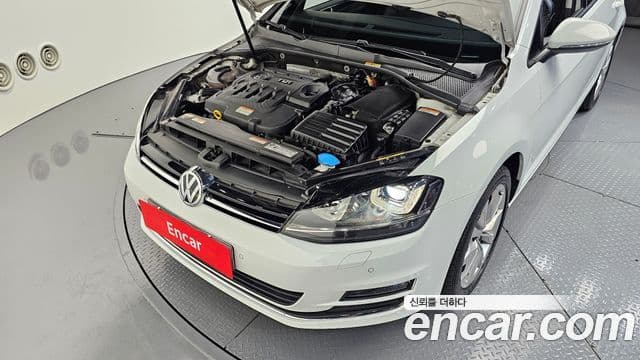 Volkswagen Гольф 7세대, 2015 6