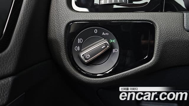 Volkswagen Гольф 7세대, 2015 14