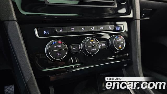 Volkswagen Гольф 7세대, 2015 18