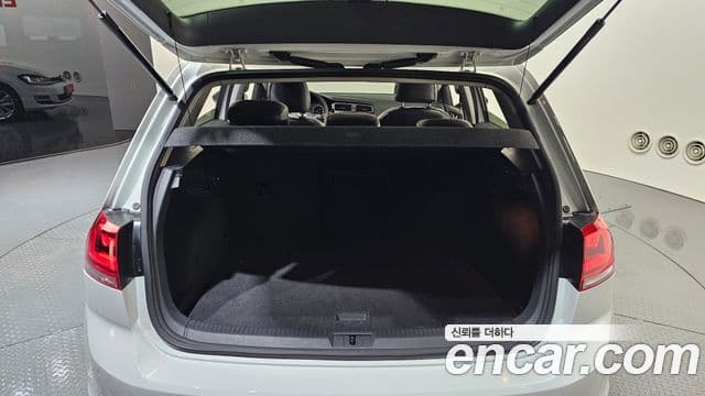 Volkswagen Гольф 7세대, 2015 20