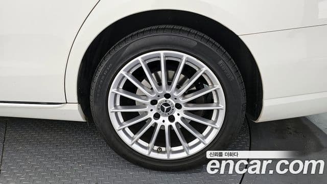 Mercedes-Benz E-класс W213 Exclusive, 2022 все фото