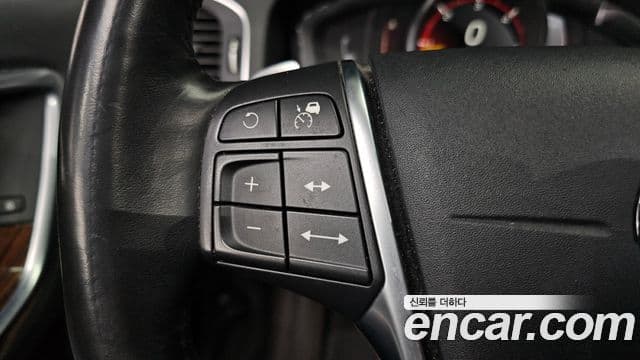 Volvo S60 2세대, 2017 17