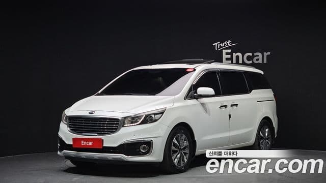 Kia All New Carnival Prestige, 2015 1