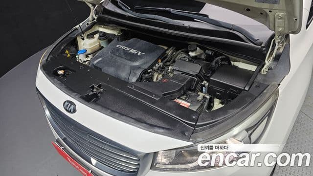 Kia All New Carnival Prestige, 2015 6