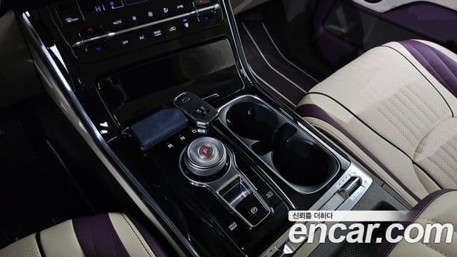 Kia Carnival 4세대 бензин 9인승 High Limousine(компания по спецнадстройкам), 2021 9