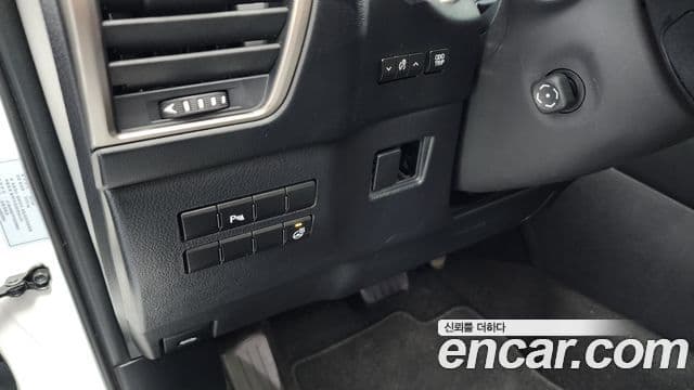 Lexus NX300h Supreme, 2015 18