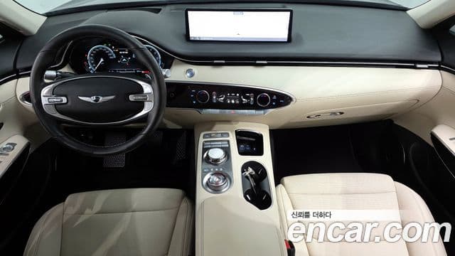 Genesis GV70, 2023 7