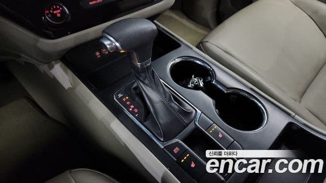 Kia The / новый New Carnival 11인승 Deluxe, 2019 9