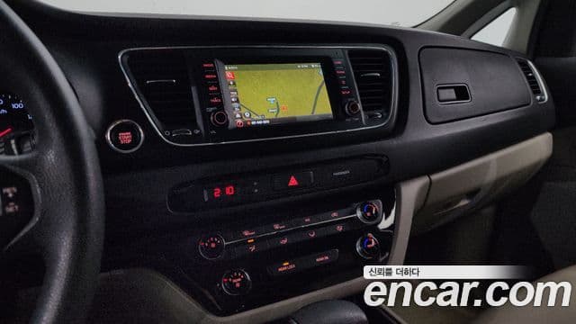 Kia The / новый New Carnival 11인승 Deluxe, 2019 16