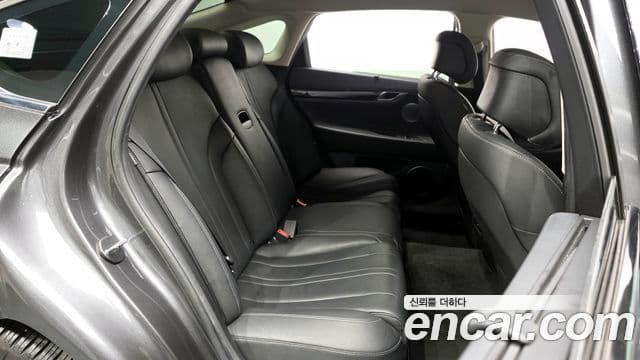 Genesis G80 (RG3) бензин 3.5 турбо AWD, 2021 12