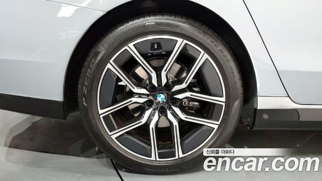BMW 7시리즈 (G70) 740i sDrive M Sport Individual, 2023 все фото