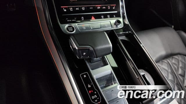 Audi Q8 (4M) Premium, 2023 9