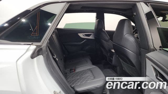 Audi Q8 (4M) Premium, 2023 12