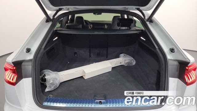 Audi Q8 (4M) Premium, 2023 20