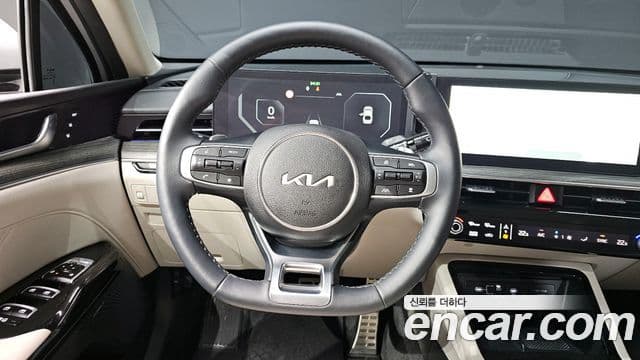 Kia The / новый New K5 3세대 Signature, 2024 13