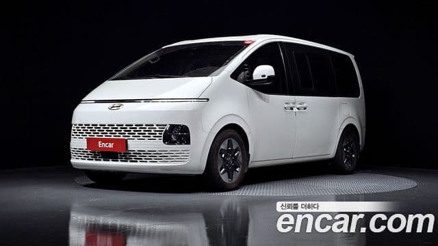 Hyundai Staria Modern, 2022 1