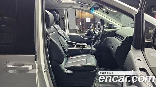 Hyundai Staria Modern, 2022 10