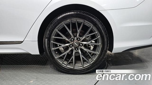 Genesis G80 Luxury, 2019 все фото