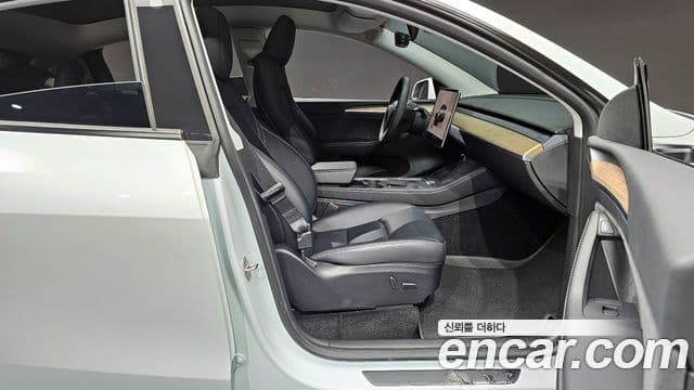 Tesla модель Y, 2023 10