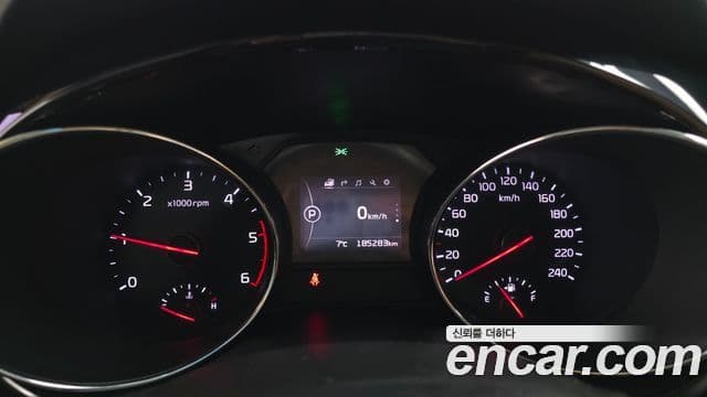 Kia All New Carnival Prestige, 2016 8