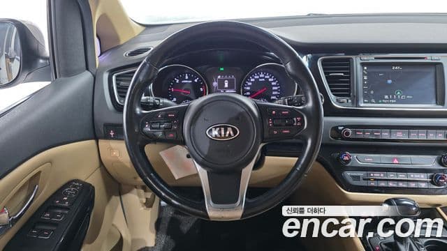 Kia All New Carnival Prestige, 2016 13